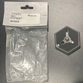 Manfrotto 024221451016 Bogen / 130-14 Rapid Connect Mounting Plate 1/4 Inch -20 Flush Mount #3041