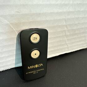 Minolta 754242334064 Rc-3 Ir Wireless Remote Control For F100 F300 S304 S404
