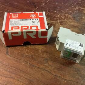 Rs Pro 67ddt9 Digital Time Switch 110-240v New