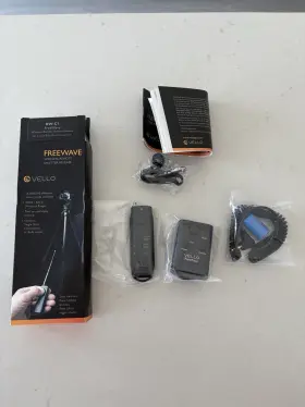 Rw-c1 Vello Freewave Wireless Remote Shutter Release For Canon With 3-pin Connection