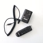 Vivitar VIV-RC-200 Wireless Remote Shutter Release Slr Digital Cameras Works Used. Price: $17.00.