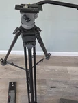 Miller DS20 Fluid Head Tripod Quick Release Plate Adjustable Legs Carrying Case Used. Price: $425.00.