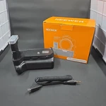 Neewer Vertical Battery Grip For Nikon D3100/D3200/D3300/D5300 EN-EL14 Used. Price: $24.95.